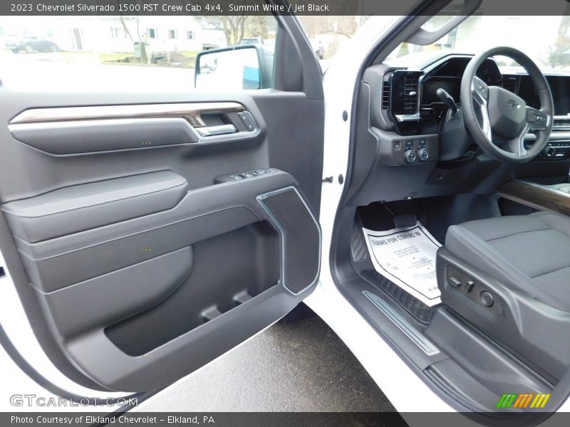 Summit White / Jet Black 2023 Chevrolet Silverado 1500 RST Crew Cab 4x4