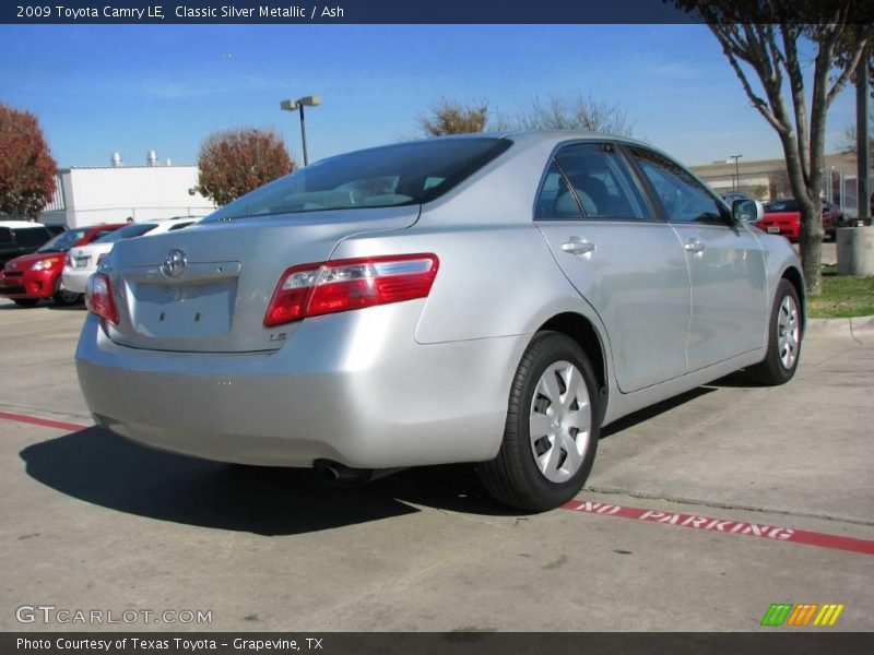 Classic Silver Metallic / Ash 2009 Toyota Camry LE
