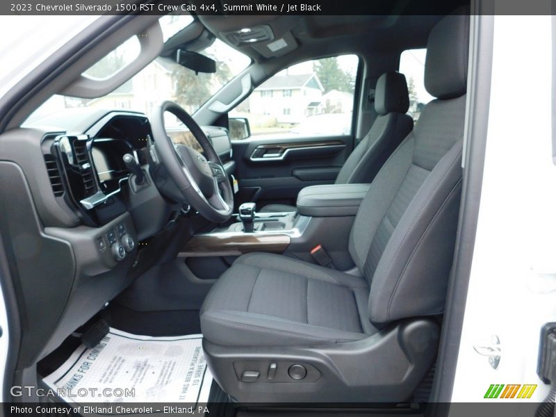 Summit White / Jet Black 2023 Chevrolet Silverado 1500 RST Crew Cab 4x4