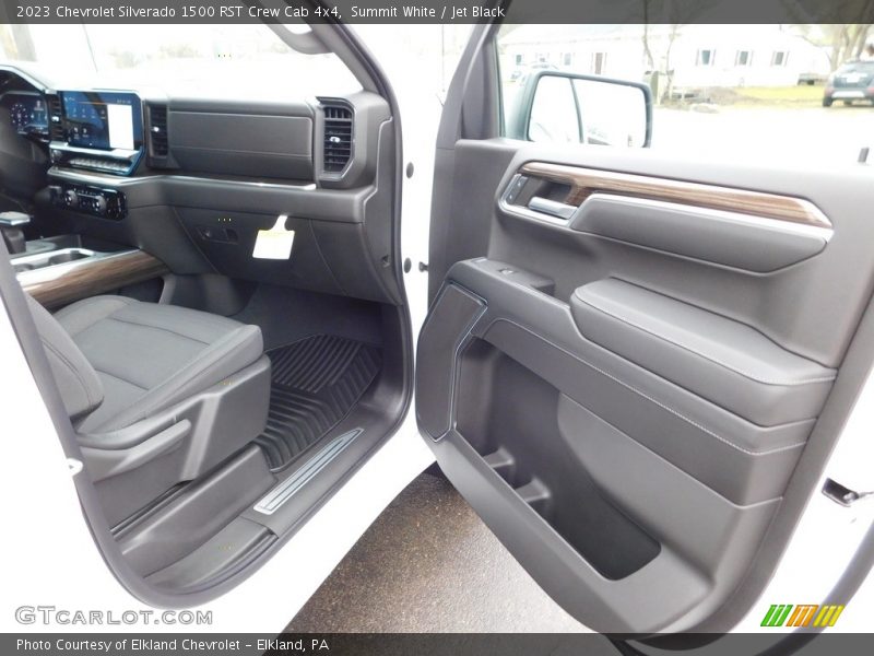Summit White / Jet Black 2023 Chevrolet Silverado 1500 RST Crew Cab 4x4