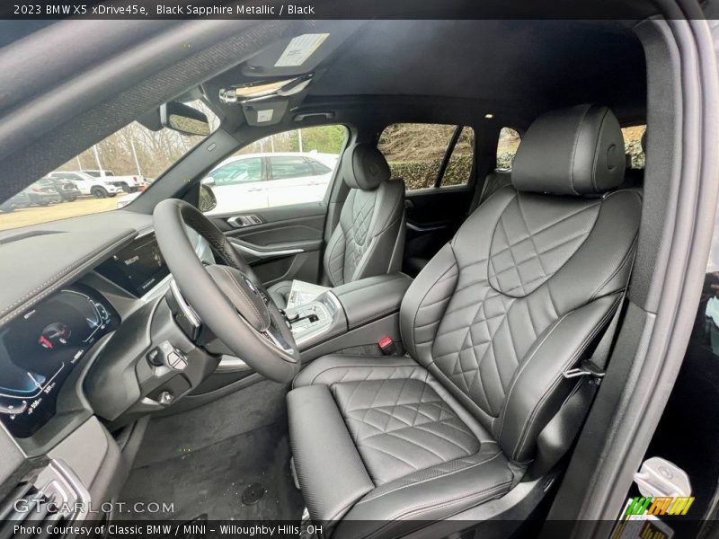  2023 X5 xDrive45e Black Interior