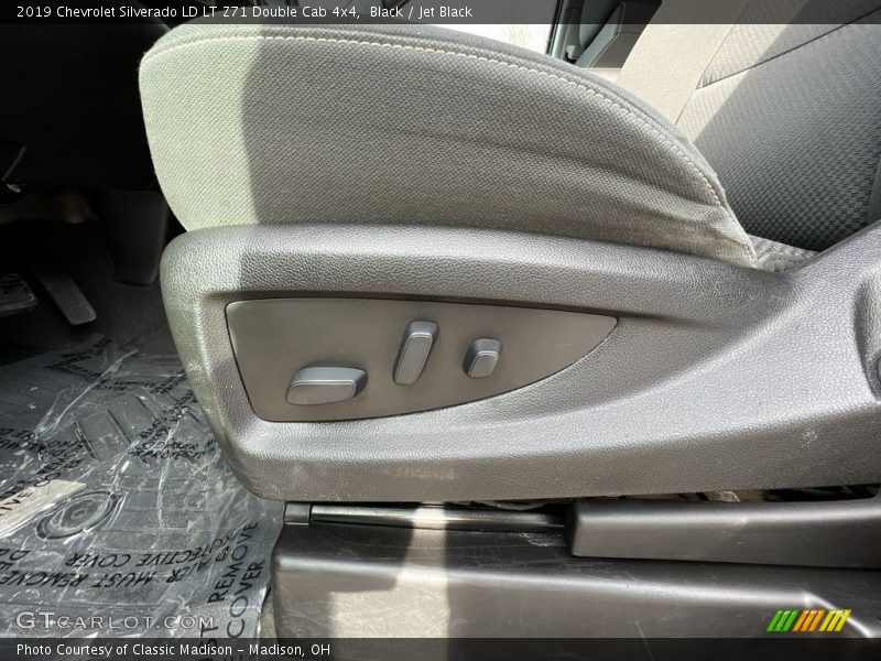 Black / Jet Black 2019 Chevrolet Silverado LD LT Z71 Double Cab 4x4