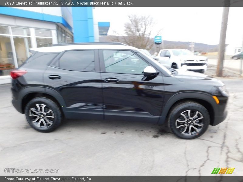 Mosaic Black Metallic / Jet Black 2023 Chevrolet TrailBlazer ACTIV AWD