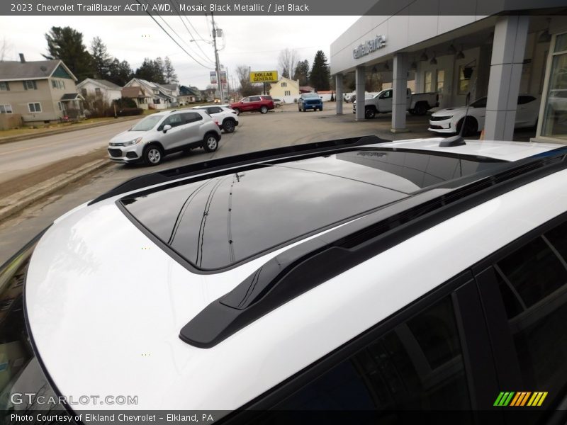 Mosaic Black Metallic / Jet Black 2023 Chevrolet TrailBlazer ACTIV AWD