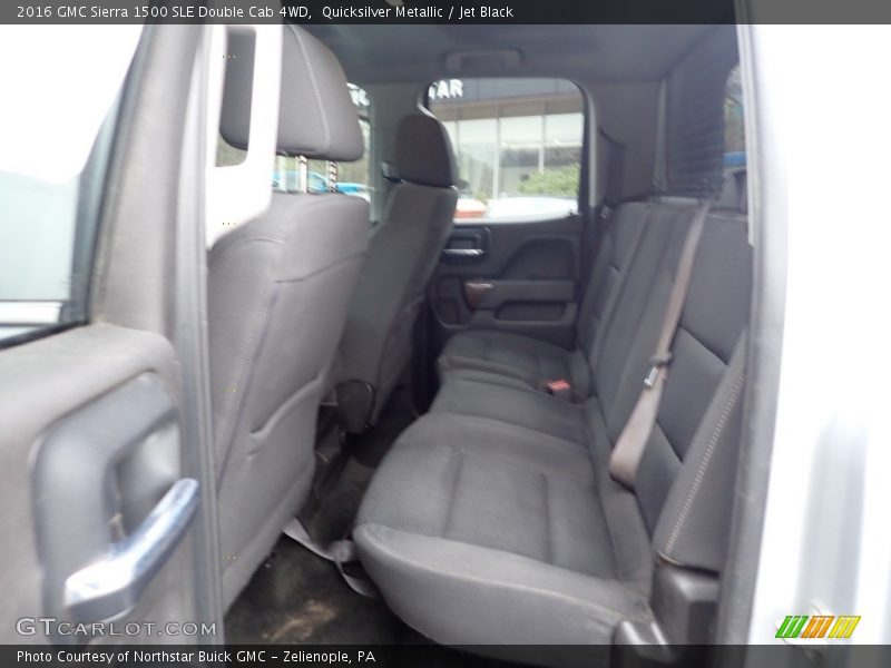 Quicksilver Metallic / Jet Black 2016 GMC Sierra 1500 SLE Double Cab 4WD