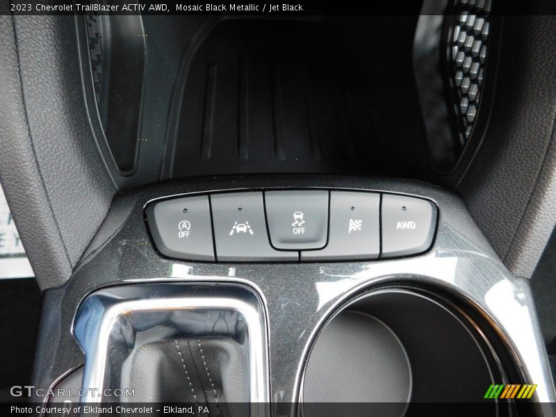 Mosaic Black Metallic / Jet Black 2023 Chevrolet TrailBlazer ACTIV AWD