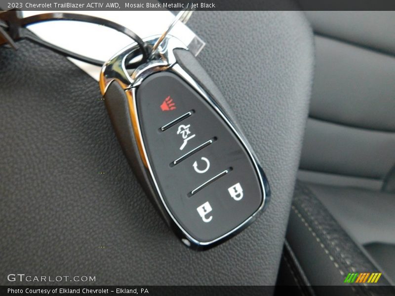 Mosaic Black Metallic / Jet Black 2023 Chevrolet TrailBlazer ACTIV AWD