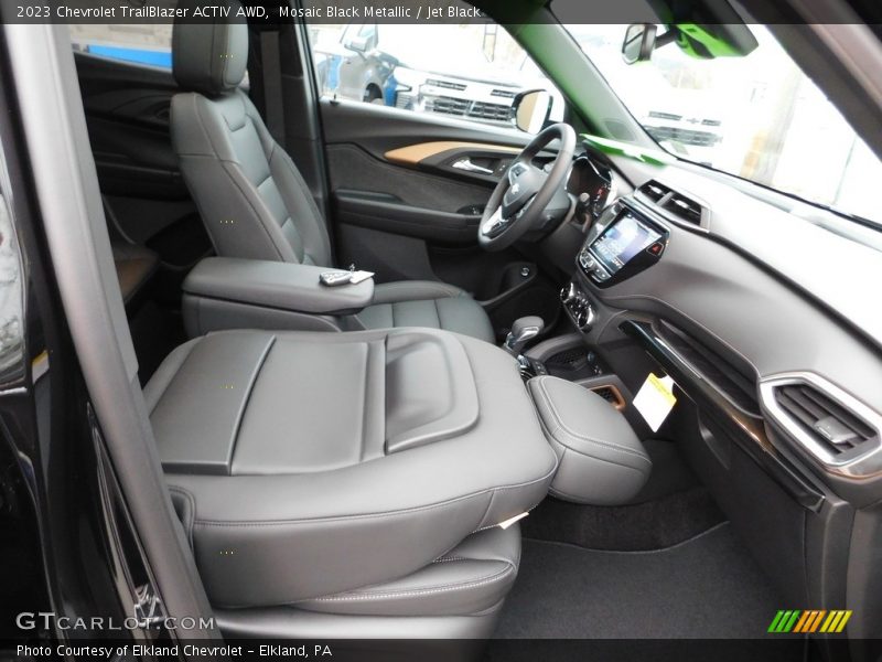 Mosaic Black Metallic / Jet Black 2023 Chevrolet TrailBlazer ACTIV AWD