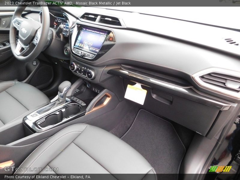 Mosaic Black Metallic / Jet Black 2023 Chevrolet TrailBlazer ACTIV AWD