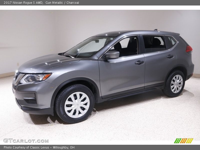 Gun Metallic / Charcoal 2017 Nissan Rogue S AWD
