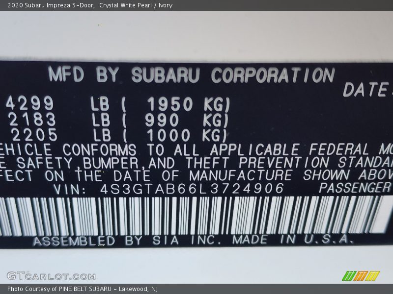 Crystal White Pearl / Ivory 2020 Subaru Impreza 5-Door