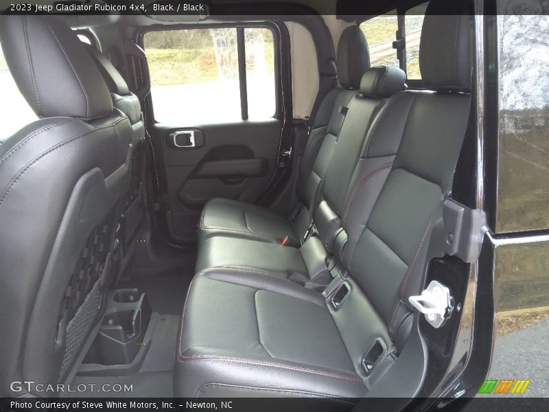 Black / Black 2023 Jeep Gladiator Rubicon 4x4