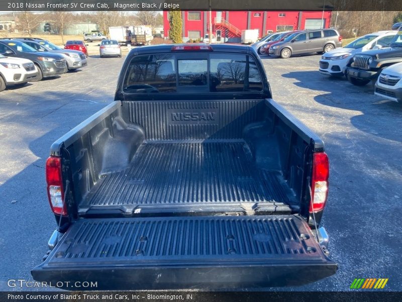 Magnetic Black / Beige 2018 Nissan Frontier SV Crew Cab