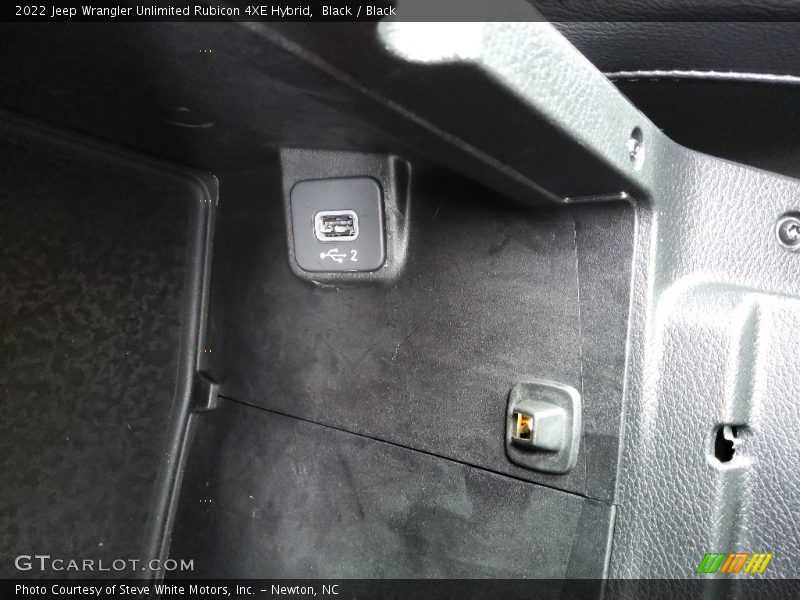 Black / Black 2022 Jeep Wrangler Unlimited Rubicon 4XE Hybrid