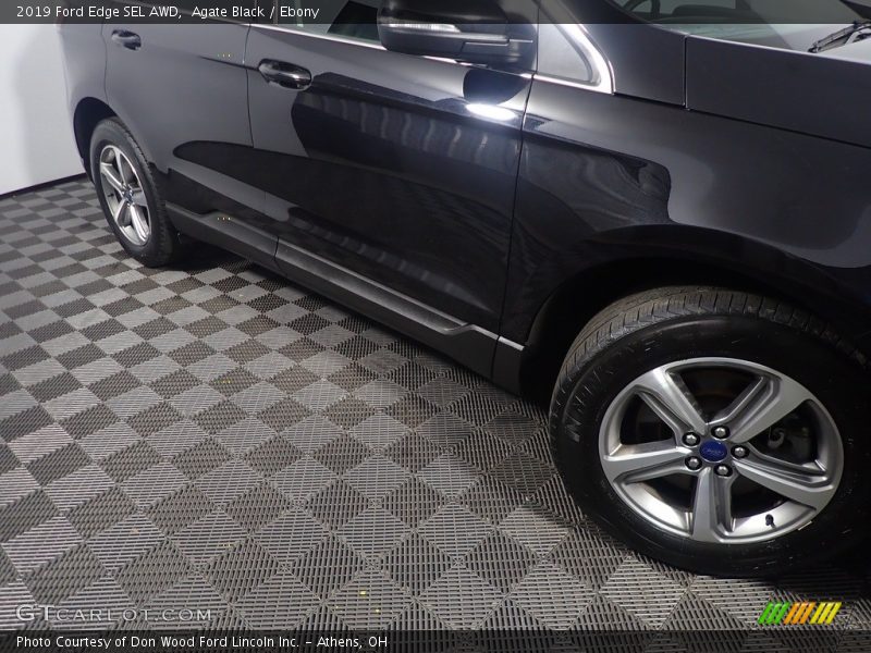 Agate Black / Ebony 2019 Ford Edge SEL AWD