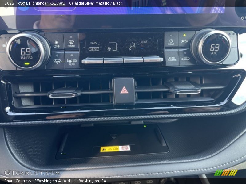 Celestial Silver Metallic / Black 2023 Toyota Highlander XSE AWD