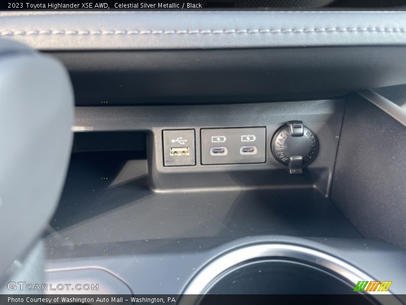 Celestial Silver Metallic / Black 2023 Toyota Highlander XSE AWD