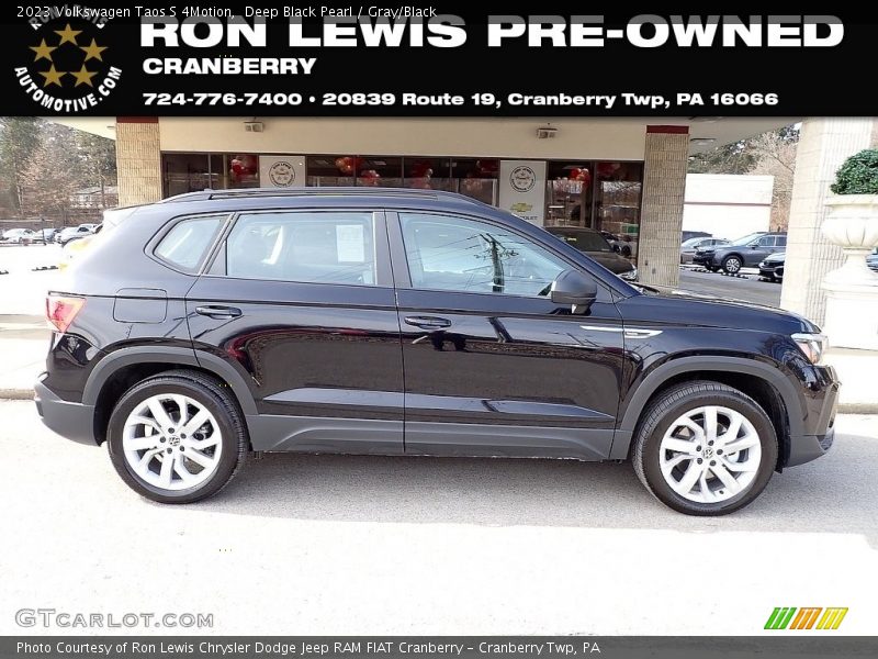 Deep Black Pearl / Gray/Black 2023 Volkswagen Taos S 4Motion