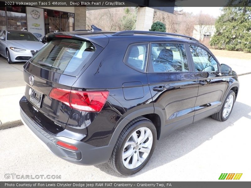 Deep Black Pearl / Gray/Black 2023 Volkswagen Taos S 4Motion