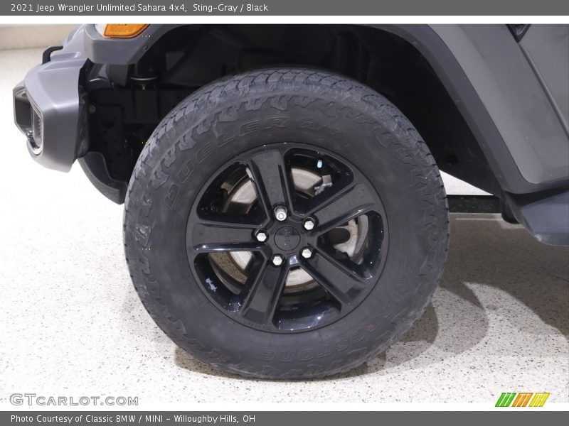 Sting-Gray / Black 2021 Jeep Wrangler Unlimited Sahara 4x4
