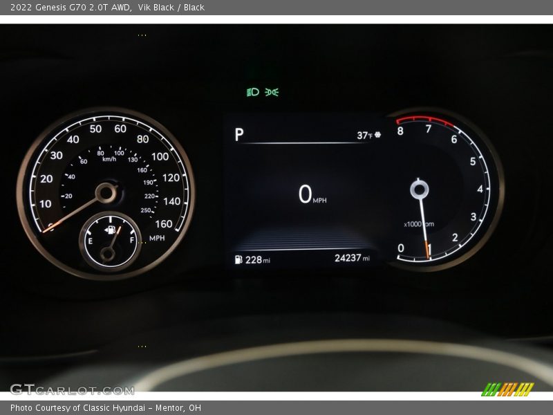  2022 G70 2.0T AWD 2.0T AWD Gauges