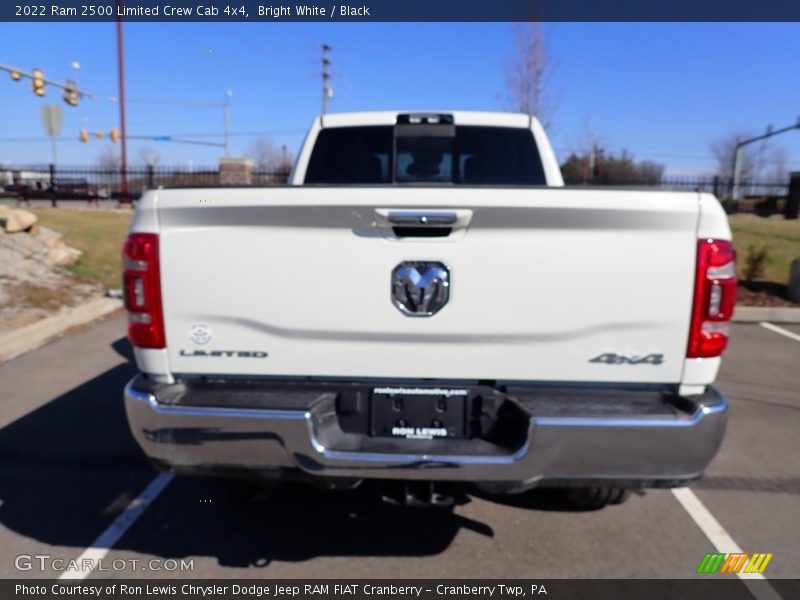 Bright White / Black 2022 Ram 2500 Limited Crew Cab 4x4