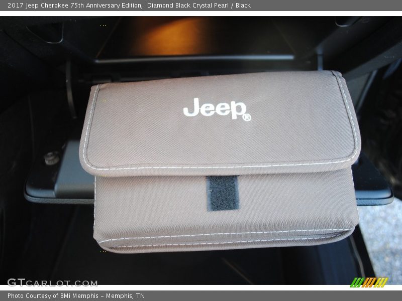 Diamond Black Crystal Pearl / Black 2017 Jeep Cherokee 75th Anniversary Edition