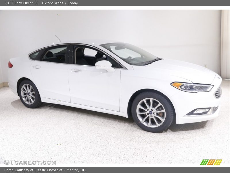 Oxford White / Ebony 2017 Ford Fusion SE