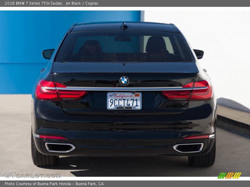 Jet Black / Cognac 2018 BMW 7 Series 750i Sedan