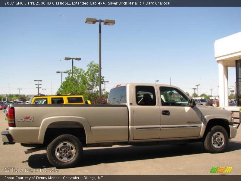 Silver Birch Metallic / Dark Charcoal 2007 GMC Sierra 2500HD Classic SLE Extended Cab 4x4