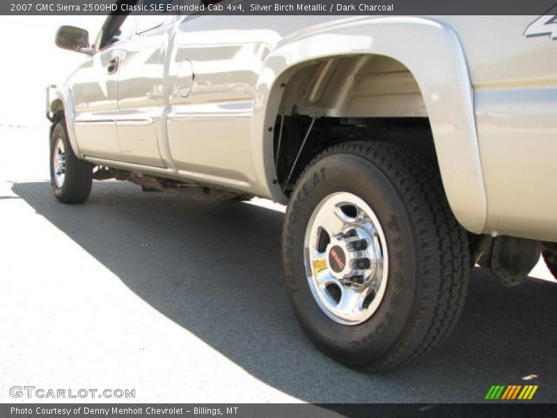 Silver Birch Metallic / Dark Charcoal 2007 GMC Sierra 2500HD Classic SLE Extended Cab 4x4