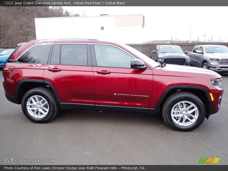  2023 Grand Cherokee Laredo 4x4 Velvet Red Pearl