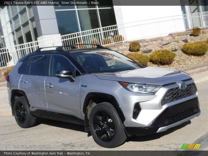 Front 3/4 View of 2021 RAV4 XSE AWD Hybrid
