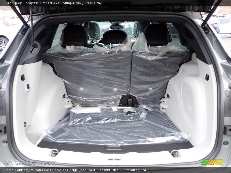  2023 Compass Limited 4x4 Trunk