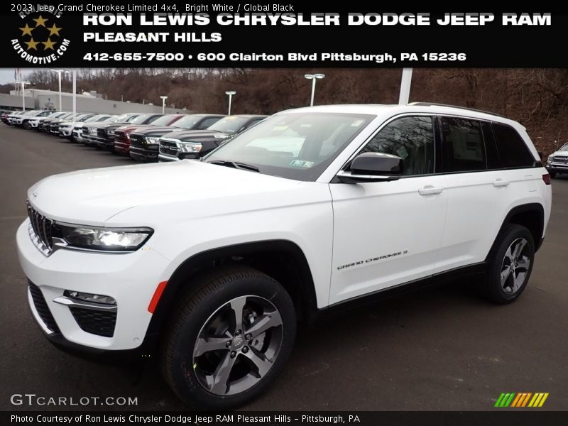 Bright White / Global Black 2023 Jeep Grand Cherokee Limited 4x4
