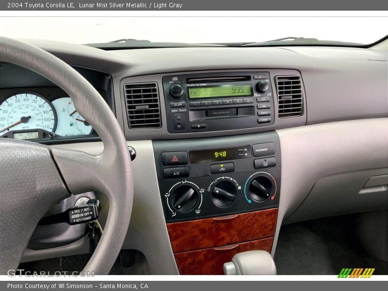 Controls of 2004 Corolla LE