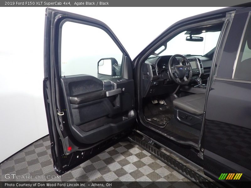 Agate Black / Black 2019 Ford F150 XLT SuperCab 4x4