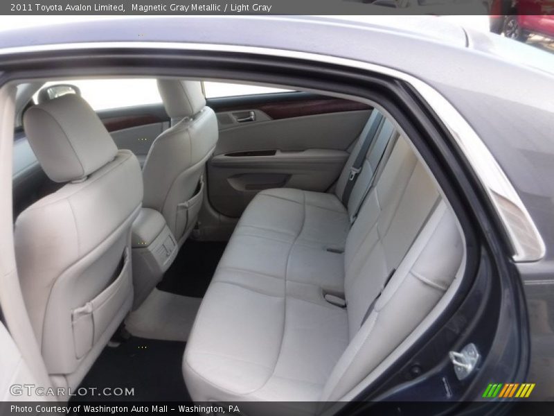 Magnetic Gray Metallic / Light Gray 2011 Toyota Avalon Limited