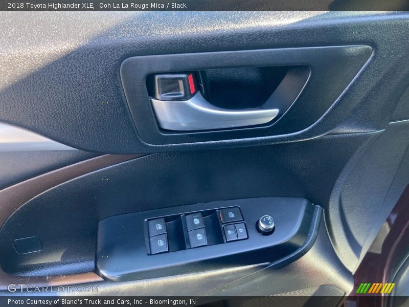 Ooh La La Rouge Mica / Black 2018 Toyota Highlander XLE
