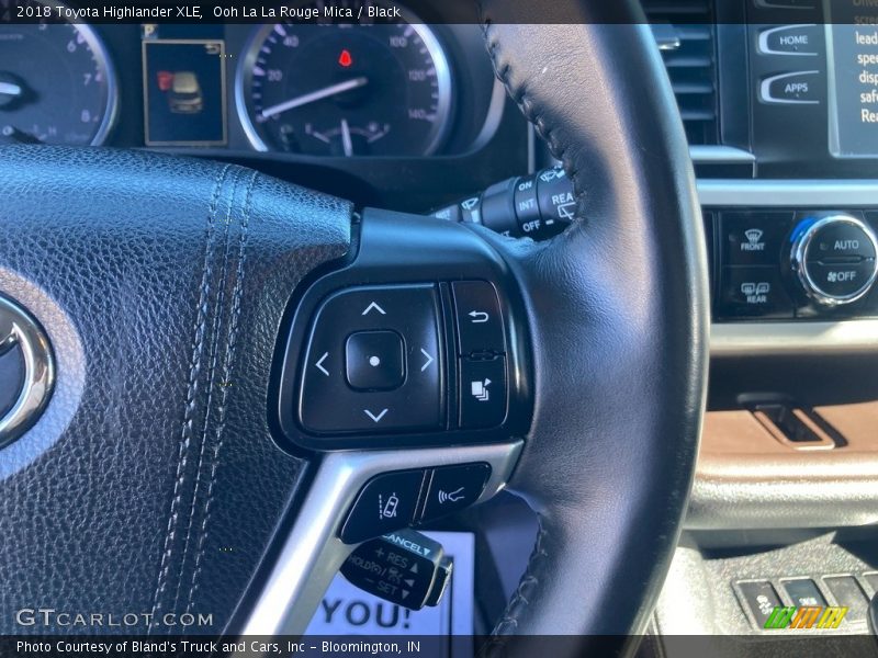 Ooh La La Rouge Mica / Black 2018 Toyota Highlander XLE