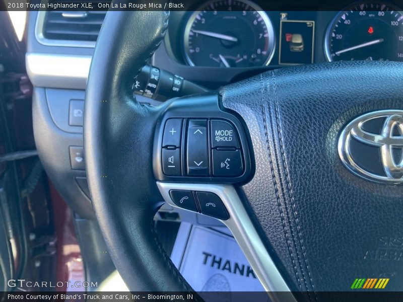 Ooh La La Rouge Mica / Black 2018 Toyota Highlander XLE