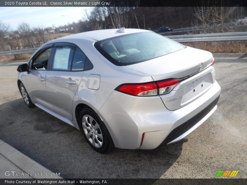 Classic Silver Metallic / Light Gray 2020 Toyota Corolla LE
