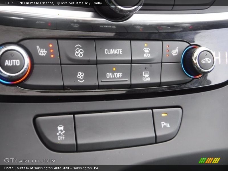 Quicksilver Metallic / Ebony 2017 Buick LaCrosse Essence
