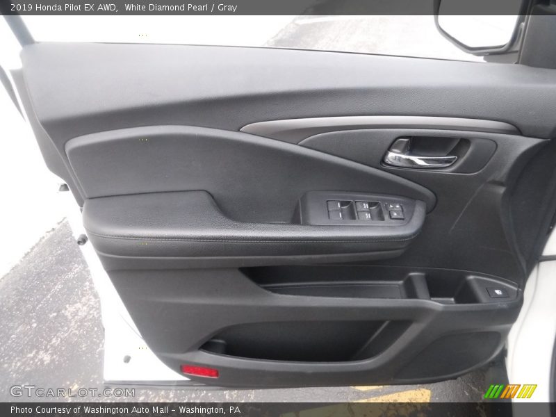 White Diamond Pearl / Gray 2019 Honda Pilot EX AWD