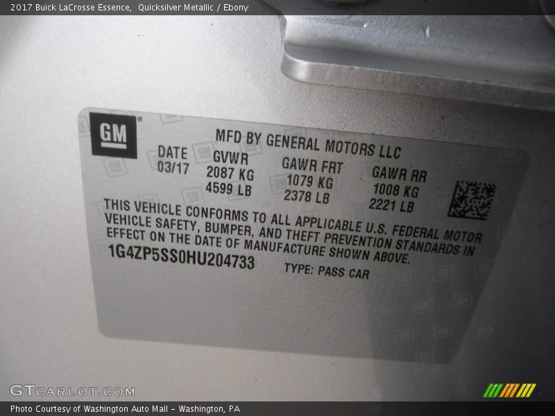 Quicksilver Metallic / Ebony 2017 Buick LaCrosse Essence