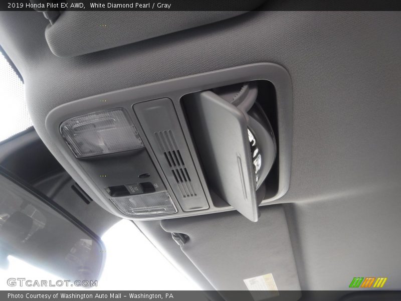 White Diamond Pearl / Gray 2019 Honda Pilot EX AWD