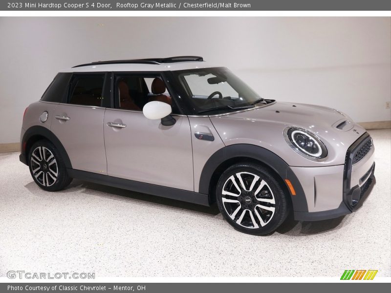 Front 3/4 View of 2023 Hardtop Cooper S 4 Door