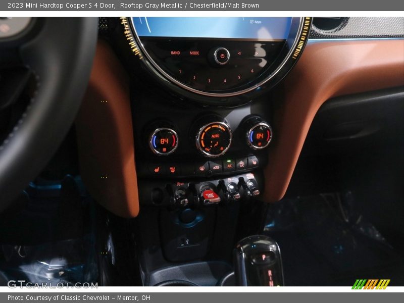 Controls of 2023 Hardtop Cooper S 4 Door
