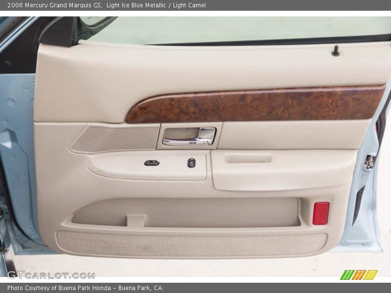 Door Panel of 2006 Grand Marquis GS