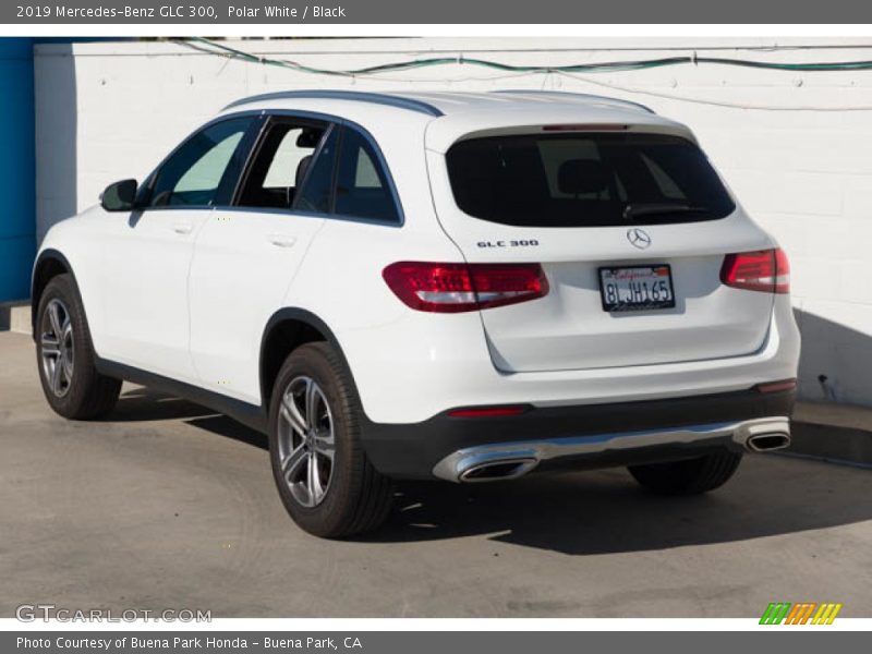 Polar White / Black 2019 Mercedes-Benz GLC 300